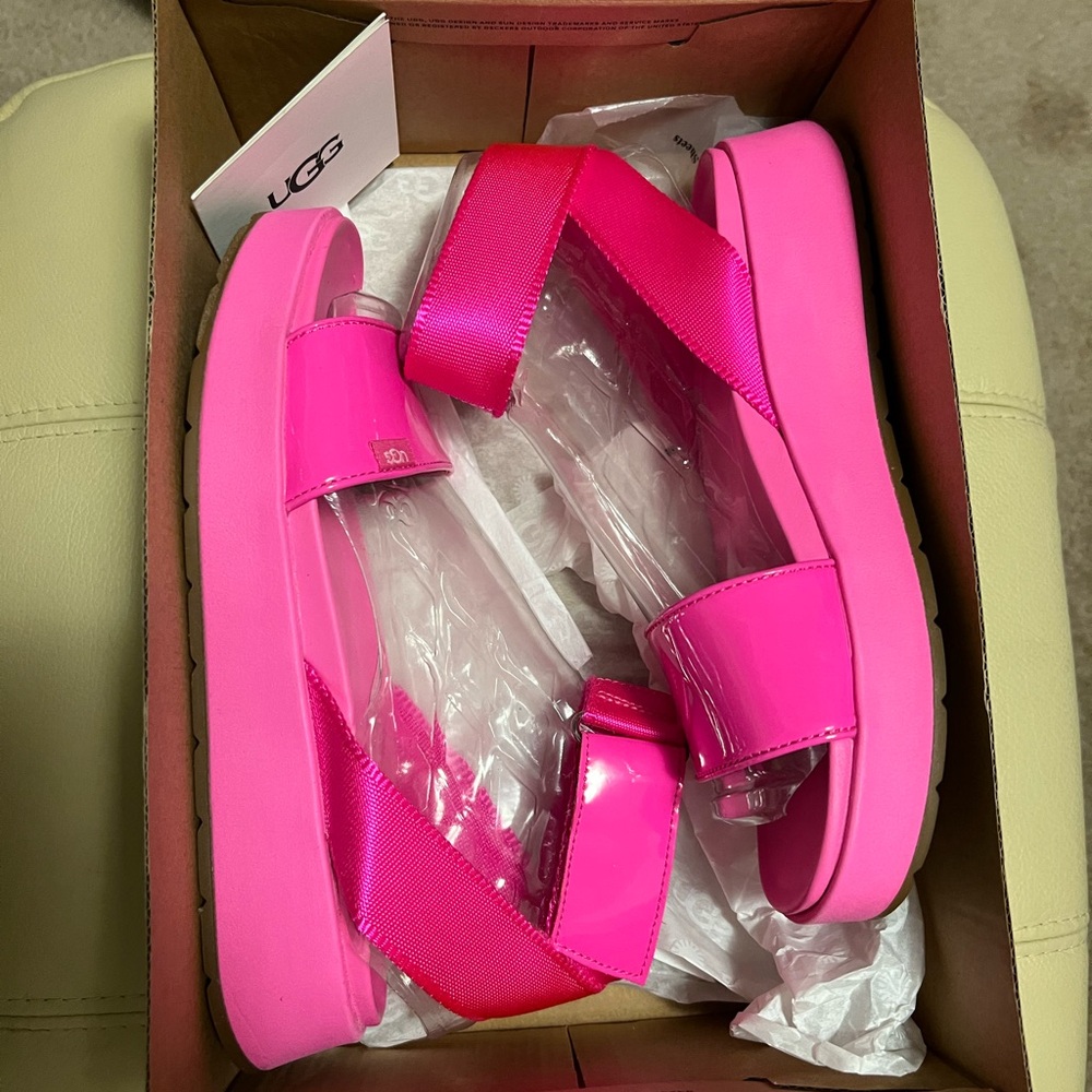 UGG Women's Lenox Bright Pink Sandals - SALE 🩷
